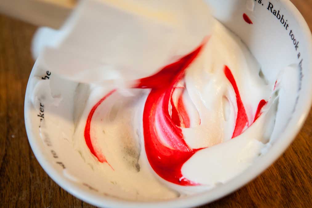 Adding gel color